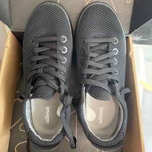 Allbirds, Tree Pipers, W10 / M8.5, black upper & sole - BRAND NEW